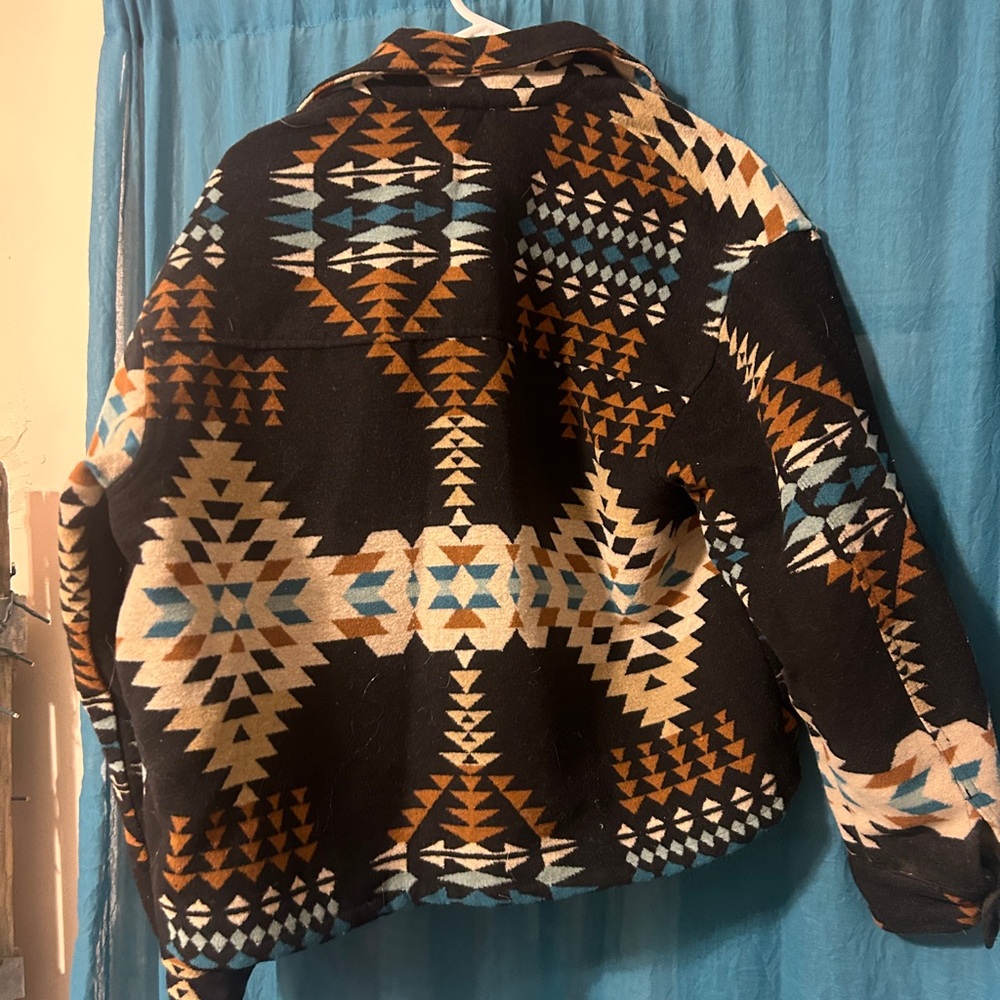 Women’s Aztec shacket - Picture 3 of 3